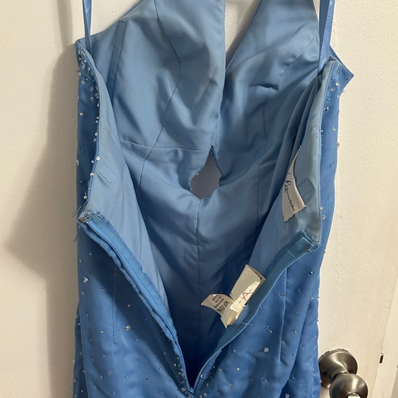 Blue halter neckline vintage 90’s beaded fishtail prom dress - Picture 11 of 11